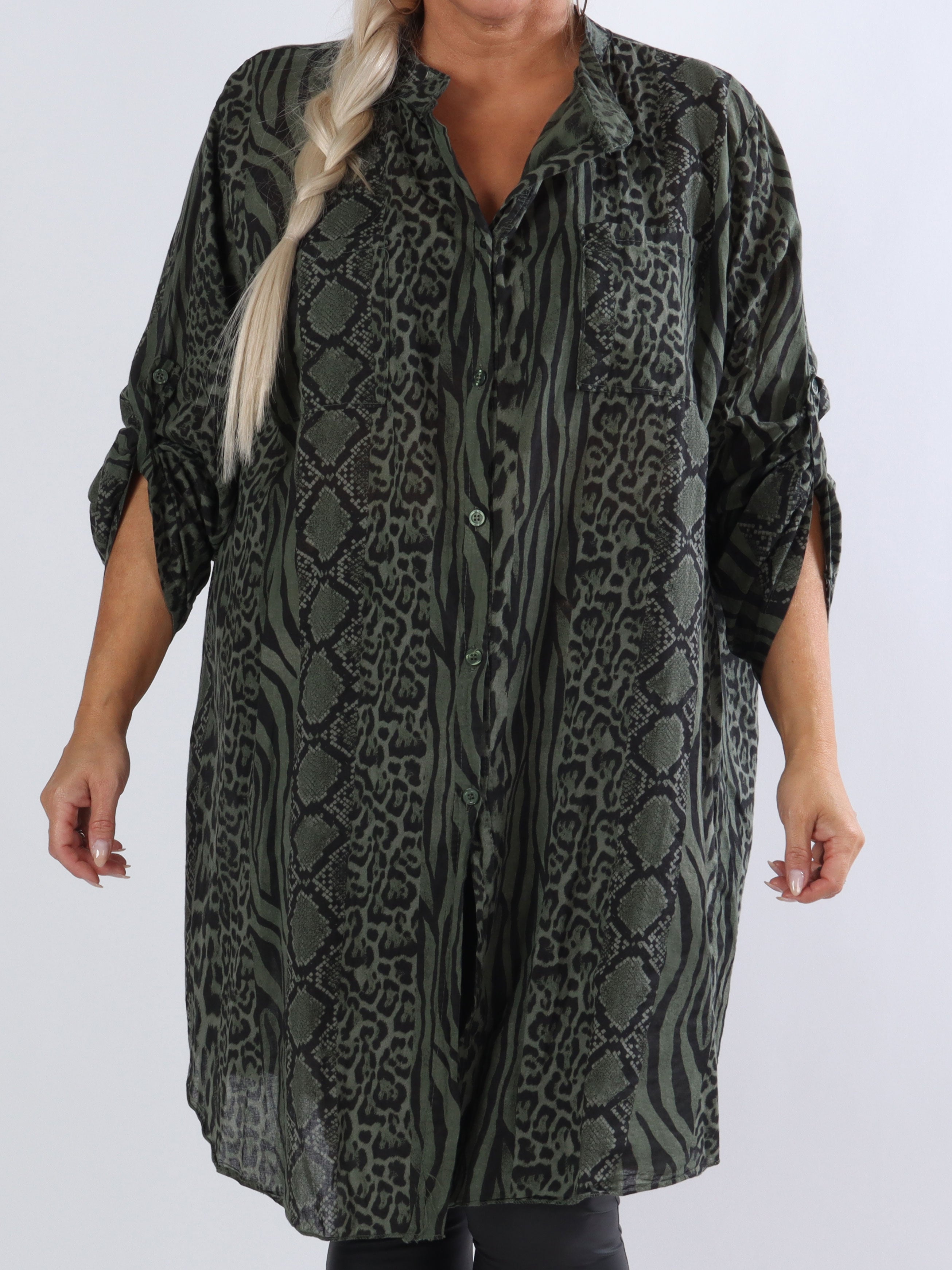 Berna Animal - Plus size skjorte i blandet dyreprint